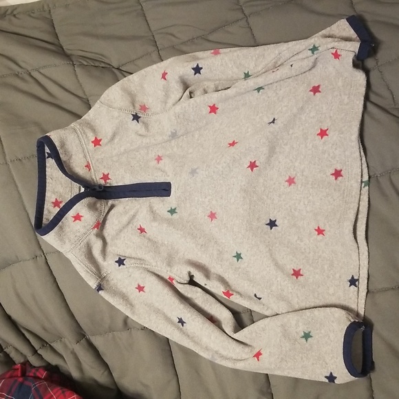 Oshkosh Fleece Star Kids Pullover - Picture 2 of 5